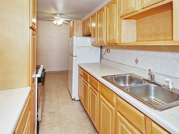 4th image of 3325 92nd St #2X