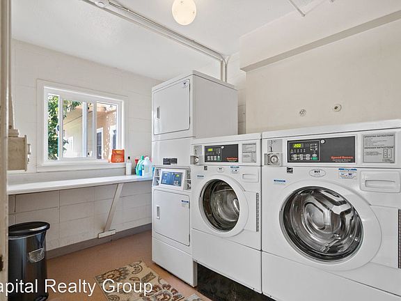 5th image of 237 Elm St APT 205