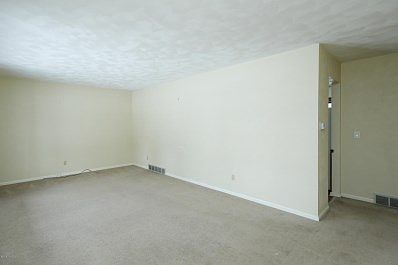 38 Sycamore Ave-105