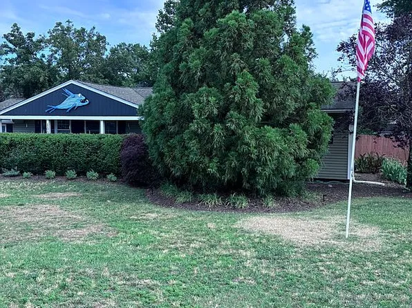 1007 Crystal Dr, Toms River, NJ 08753