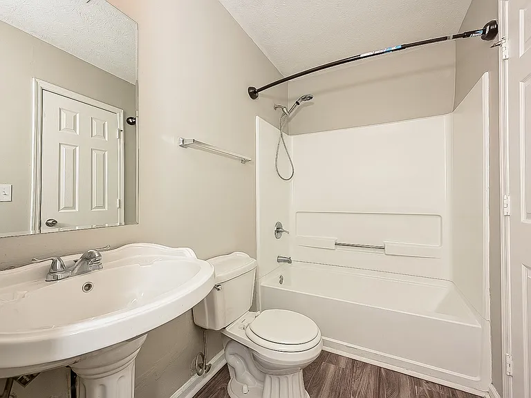 6698 Bent Creek Dr — Photo 15