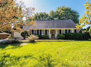 717 36th Ave NW, Hickory, NC 28601