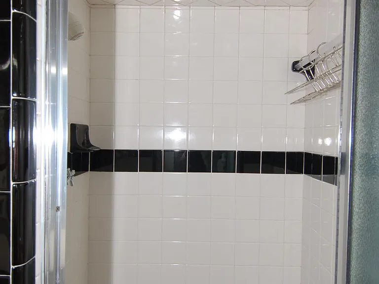 706 Smedes Pl — Photo 18