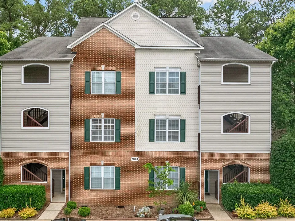 7024 Sandy Forks Rd #201