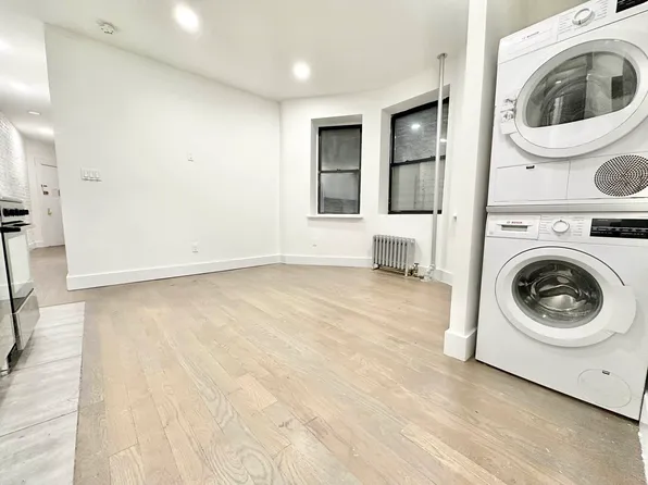 1975 Adam Clayton Powell Boulevard image 6 of 11