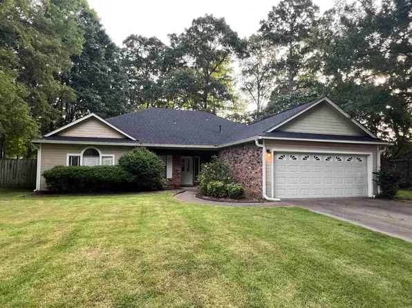 12 Victoria Cir, Maumelle, AR 72113