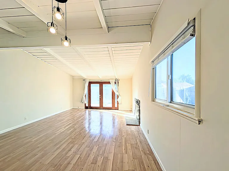 3793 Yorktown Rd — Photo 5