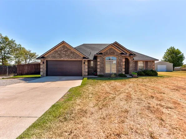 905 County Street 2932, Tuttle, OK 73089