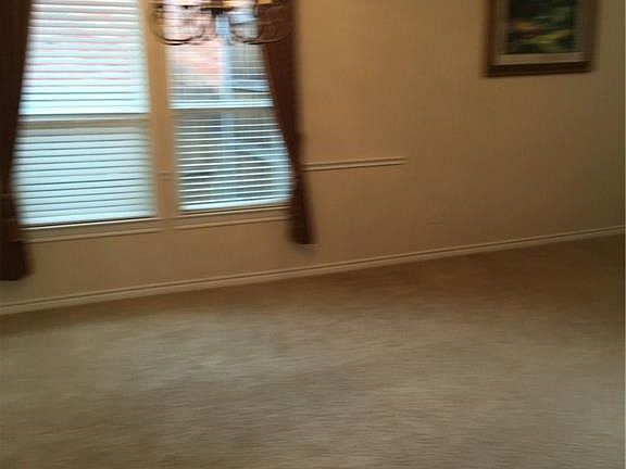 4th image of 629 White Rock Dr