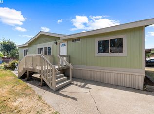 1404 NW 9th Ct, McMinnville, OR