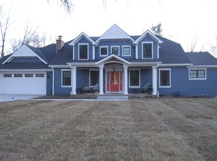 3233 W 81st St, Prairie Village, KS 66206