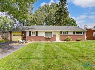 2528 Schroeder St, Toledo, OH 43613