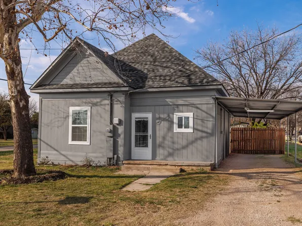 612 W Parsonage St, Winters, TX 79567