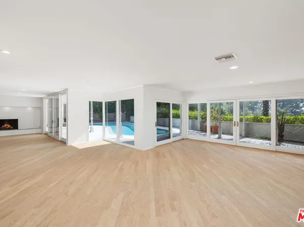 1700 Rising Glen Rd, Los Angeles, CA 90069