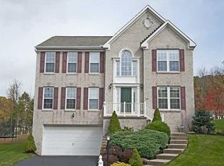 257 Cliffside Dr, Mars, PA 16046