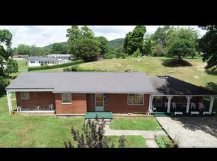 598 Brown Ave, Belington, WV 26250