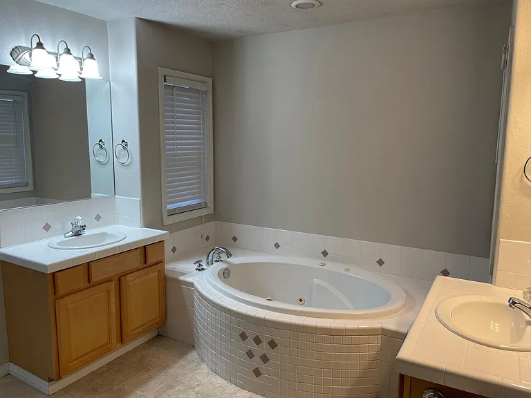 15335 SW Turnagain Dr — Photo 14