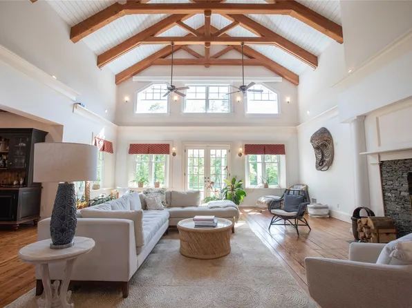 216 Barmore Road, Lagrangeville, NY 12540