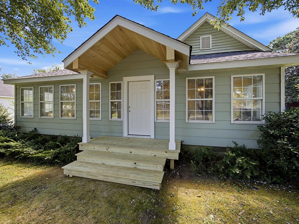 1st image of 302 E Villanow St