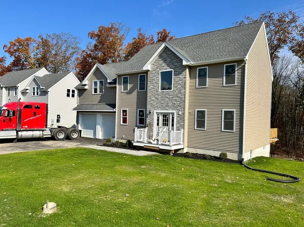 44 Heritage Ct, Brockton, MA 02302
