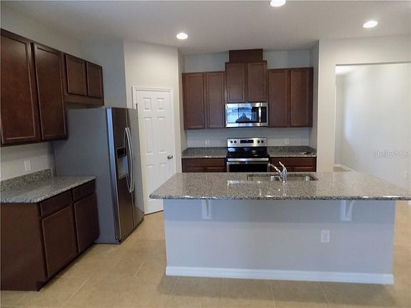 2nd image of 3132 River Springs Blvd