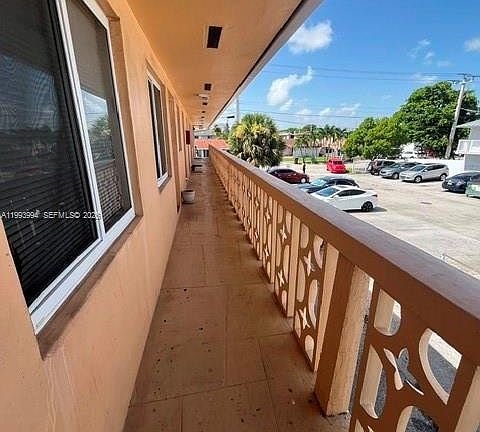 2nd image of 1151 W 28th St APT 9