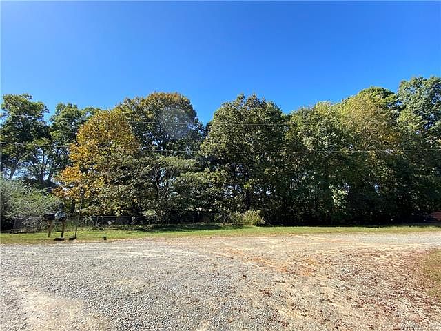 1st image of 7648 Hickory Creek Dr