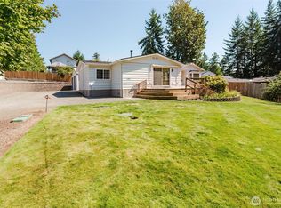 193 Seattle Dr, Port Ludlow, WA 98365