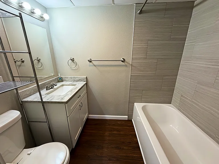 2281 S Vaughn Way #204A — Photo 20