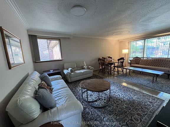 3rd image of 444 Longmore St