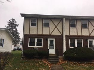 720 Lincoln Hwy #3, Rochelle, IL 61068