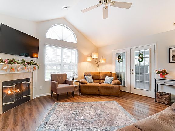 4th image of 71 Green Ln