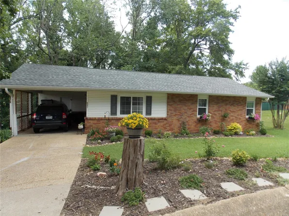 607 Bearden Rd, Poplar Bluff, MO 63901
