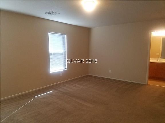 5th image of 555 Primrose Hill Ave #0