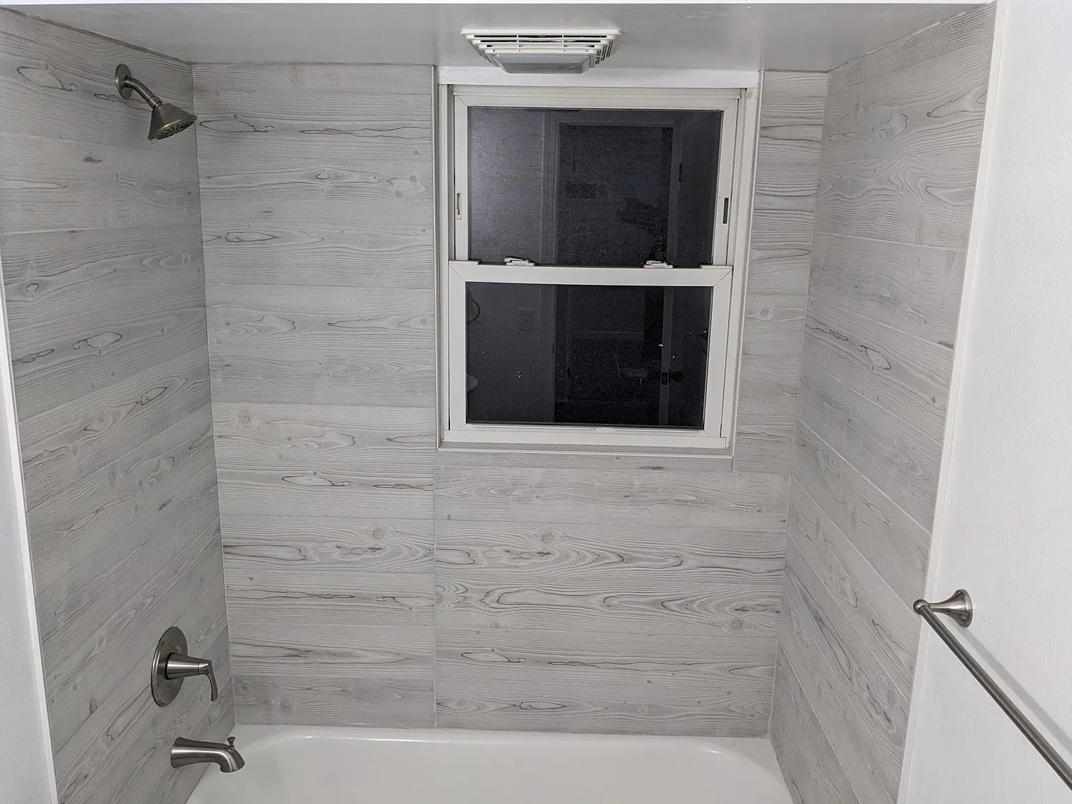 3 bed, 925 sqft, $1,295 — Photo 4