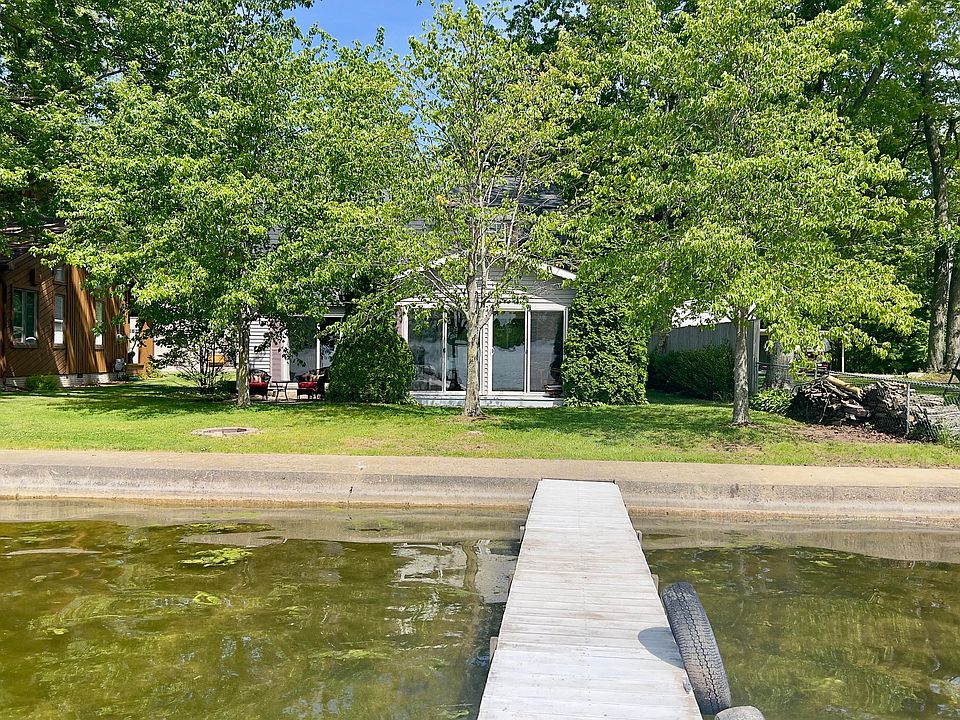 1st image of 668 Eagle Point Rd