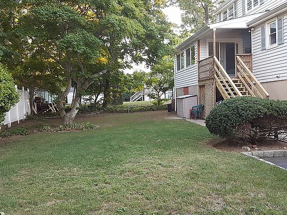 Rear entry to first floor