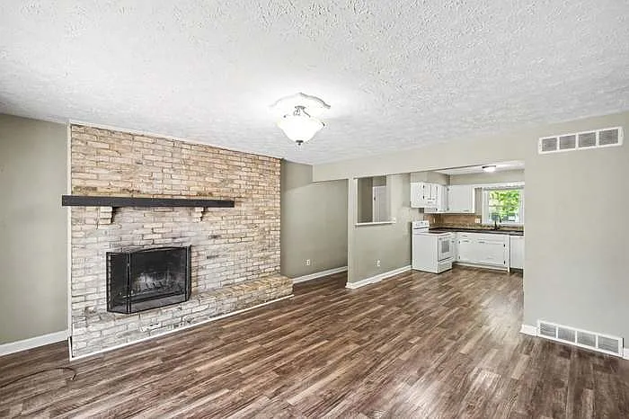 377 Redding Rd #B — Photo 11