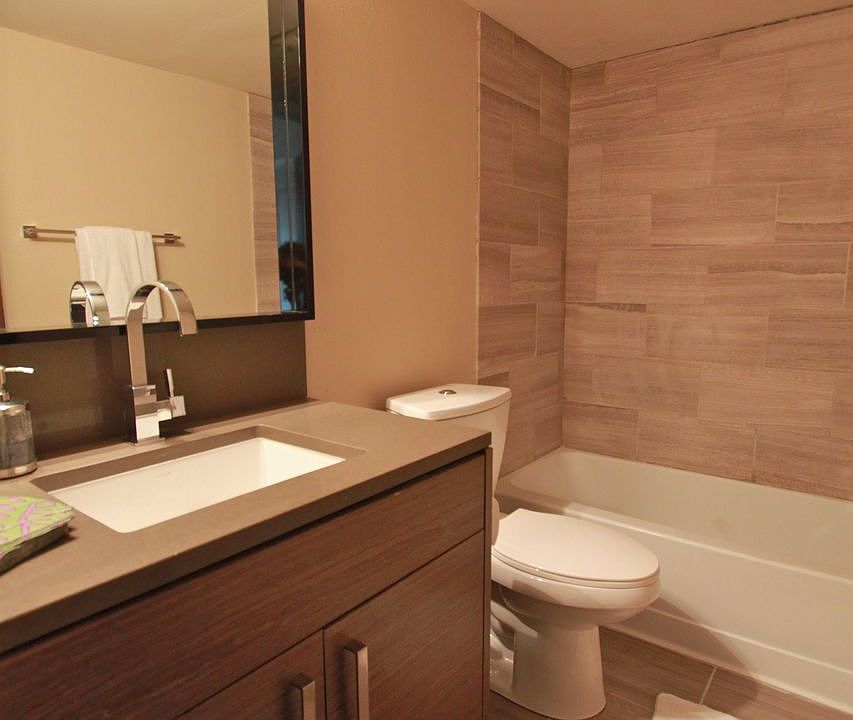 1st image of 2411 Town Lake Cir