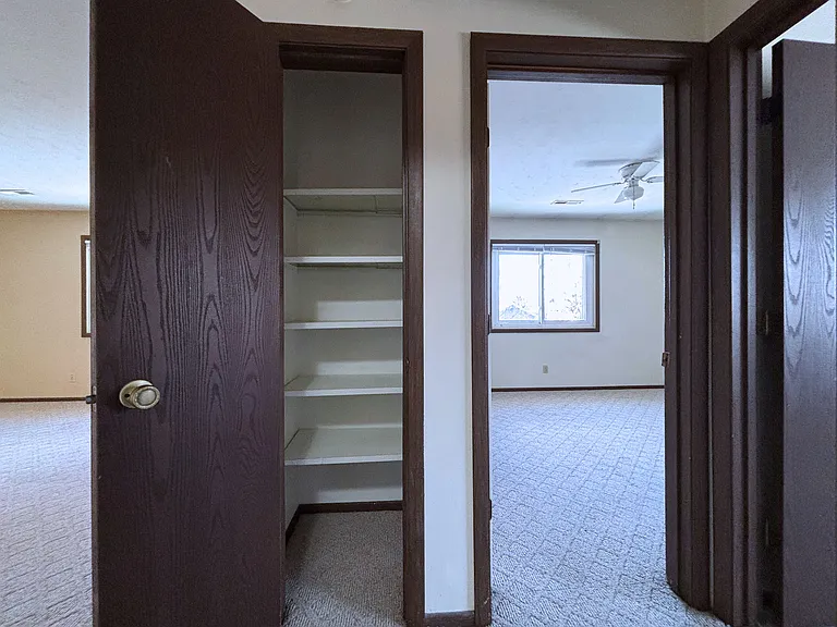 601 Oak Glen Dr #7 — Photo 7