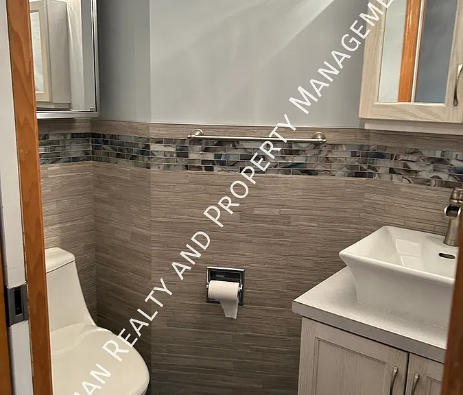 3566 E Waddell Cres — Photo 8