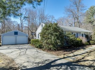 14 Nickerson Rd, Bedford, MA 01730