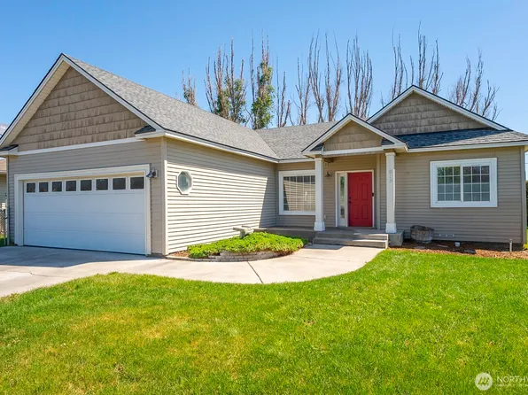 813 NW Sunburst Court, Moses Lake, WA 98837