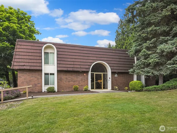 11208 NE 68th #114, Kirkland, WA 98033