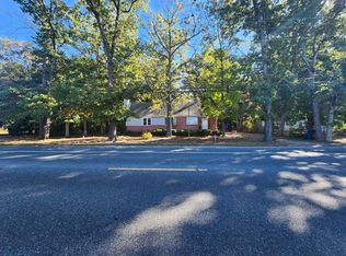 225 S Tuckahoe Rd, Williamstown, NJ 08094