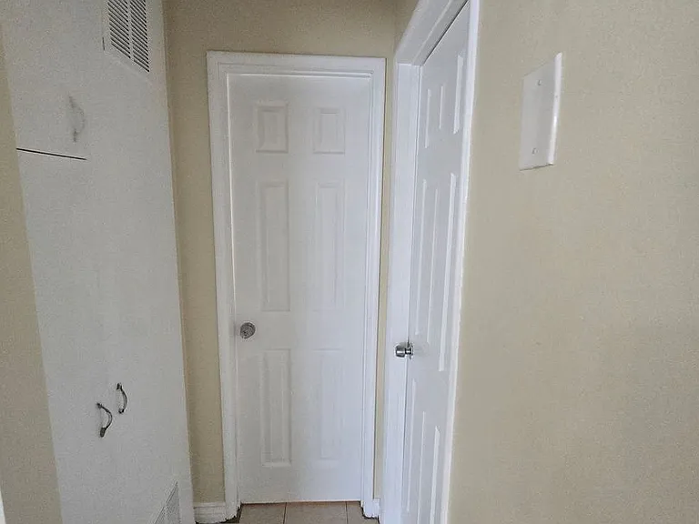 5826 Ocotillo Ave — Photo 5