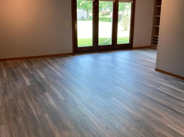 (undisclosed Address), Osseo, MN 55369