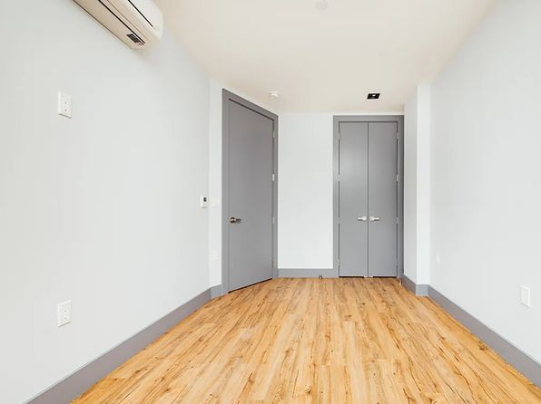 416 Foster Ave #5A