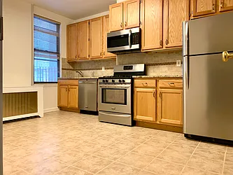 Rented by GEO A Gottlieb & Co Inc.