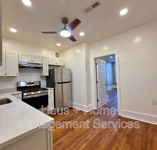 906 Penn Ave #C — Photo 4